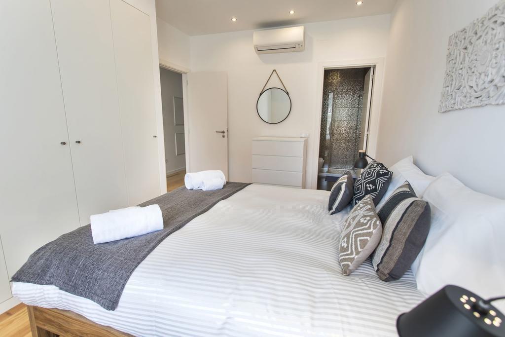 Lovelystay - Cais River View Apartment Lissabon