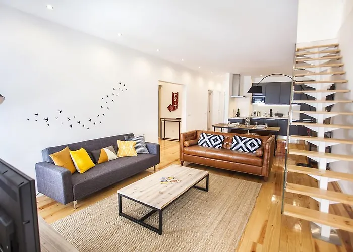 Lovelystay - Cais Apartment River View