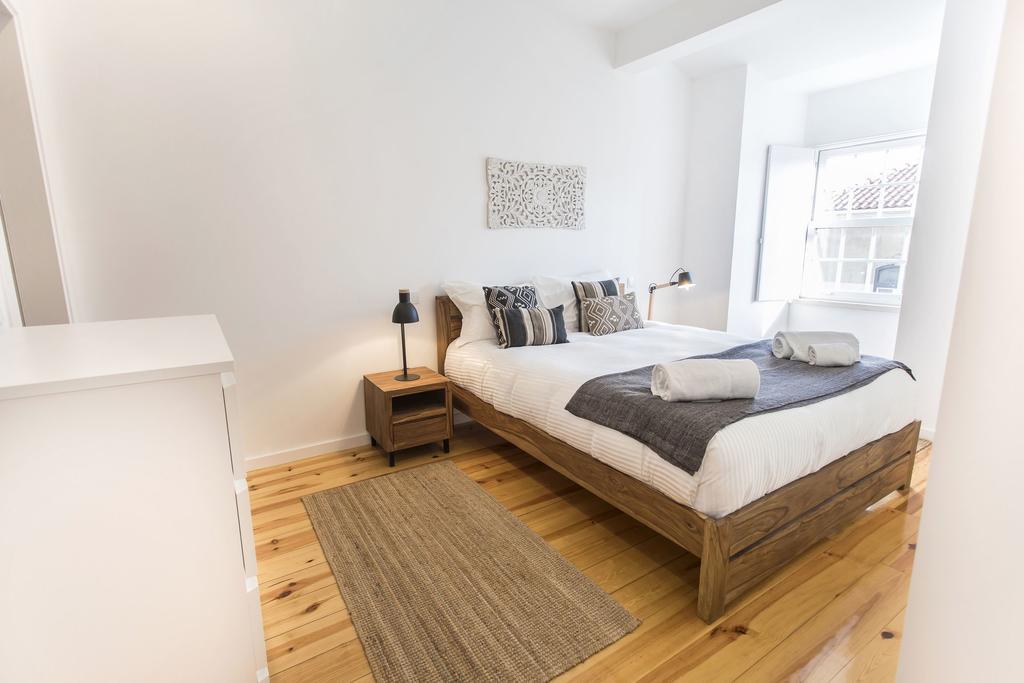 Lovelystay - Cais River View Appartement